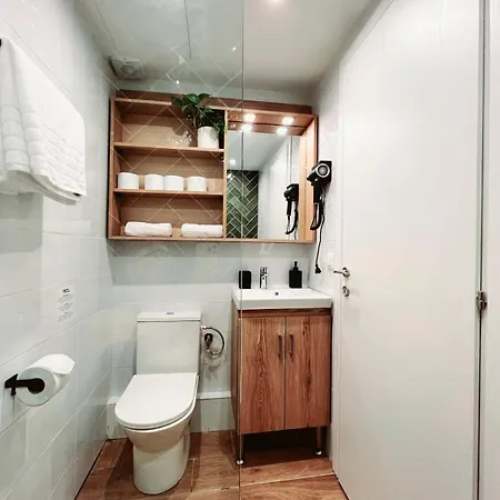 70 Steps B * テッサロニキ